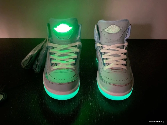 J Retro Jordan 2 DQ7691-419 Balvin 1016